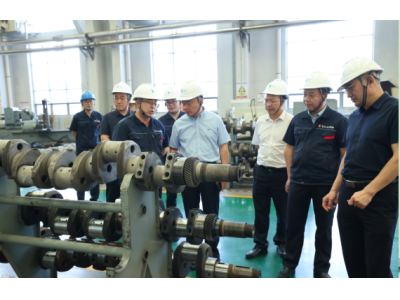 水發(fā)集團(tuán)總經(jīng)理助理、安全總監(jiān)馮建忠一行到勝動(dòng)集團(tuán)調(diào)研指導(dǎo)